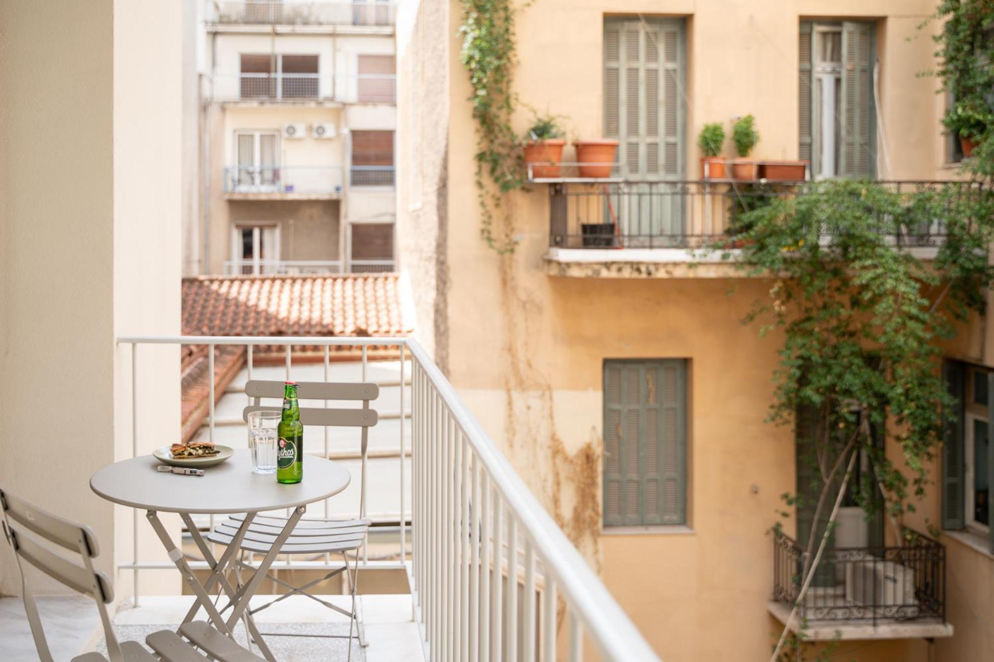 Mooeve Exarchia Apartment Athens Exterior photo